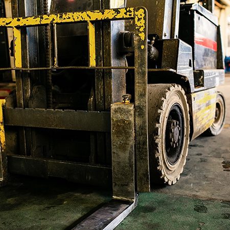 Forklift faults Old forklift with faults